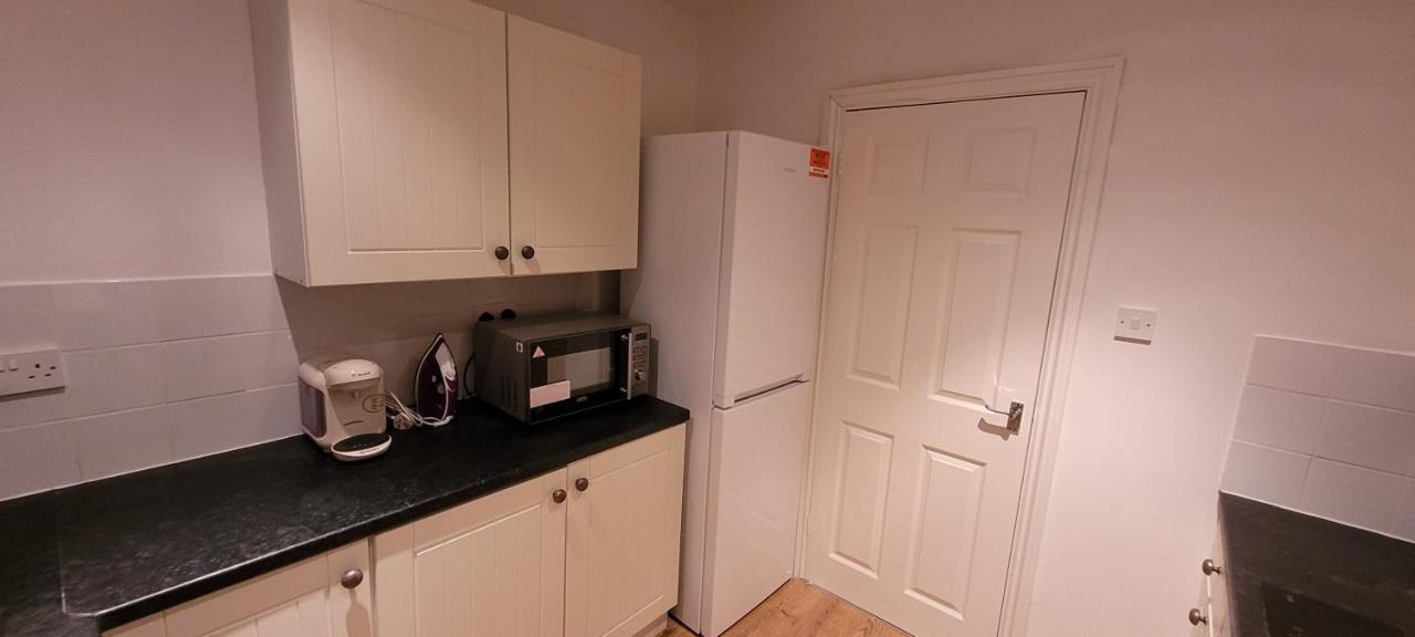 The Hillside Apartment - King'S Norton Birmingham Eksteriør bilde